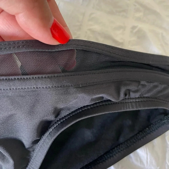 Tommy Bahama black mesh hipster bikini bottom - Picture 4 of 10